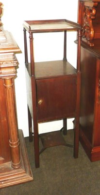 Lot 695 - Victorian night stand