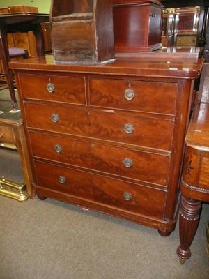 Lot 746 - Victorian mahogany chest of drawers