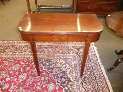 Lot 750 - Mahogany tea table