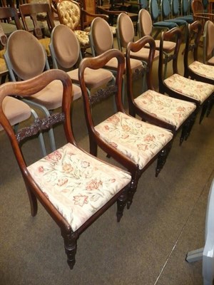 Lot 775 - A set of five Victorian mahogany buckle back dinning chairs