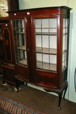 Lot 823 - Edwardian inlaid mahogany display cabinet