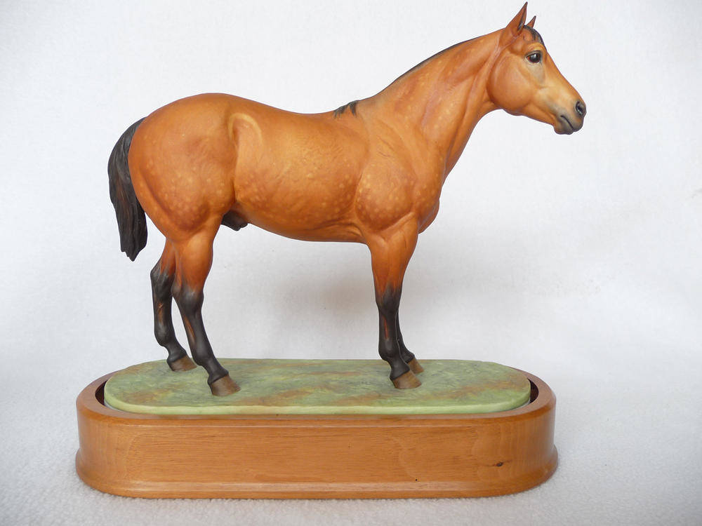 Lot 1133 - A Royal Worcester American Quarter Horse 'Poco Stampede', model No. RW3733, Ltd. edition of...