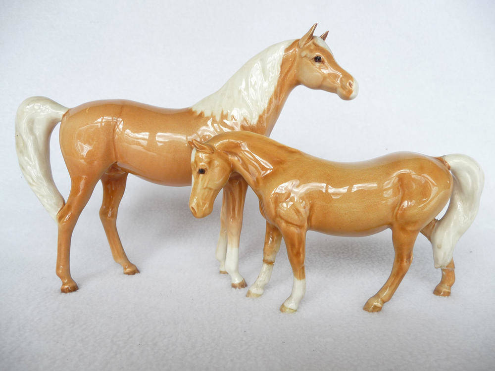 Lot 1142 - Beswick Palomino Arab Horse, model No.1265