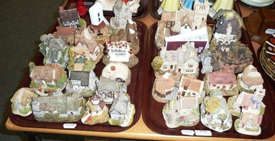 Lot 23 - Two trays of Lilliput Lane cottages and signs (mostly boxed) (29)