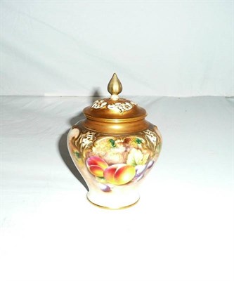 Lot 154 - Royal Worcester urn with cover