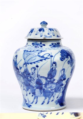 Lot 126 - A Chinese Blue and White Export Porcelain Vase and Cover, Kangxi (1662-1722), of baluster...