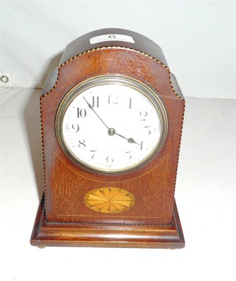 Lot 6 - An Edwardian inlaid mahogany mantel timepiece