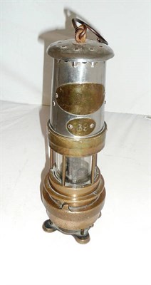 Lot 24 - Spiralarm minors lamp