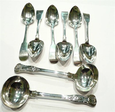 Lot 83 - Six silver table spoons and two silver sauce ladles (approx 13oz)