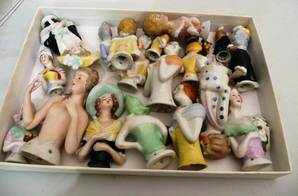 Lot 208 - A collection of china dolls