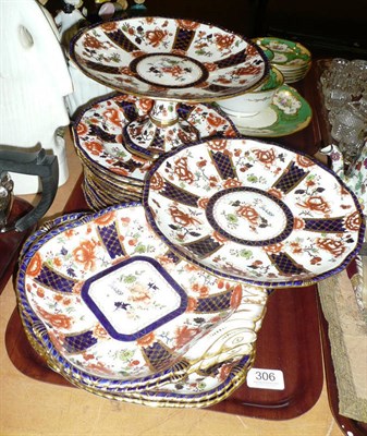 Lot 306 - A Crown Derby dessert set (17)