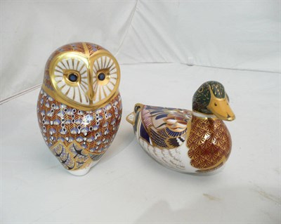 Lot 371 - Royal Crown Derby owl and duck Imari paperweights