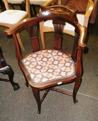 Lot 694 - An Edwardian corner chair