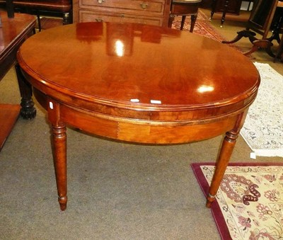 Lot 713 - Mahogany and beech circular gaming table