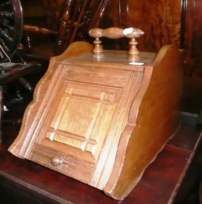 Lot 739 - Oak coal scuttle