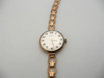 Lot 227 - 9ct gold lady's watch