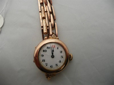 Lot 238 - A lady's 9 carat gold wristwatch