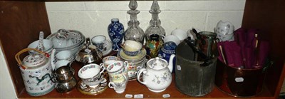 Lot 278 - A shelf of decorative ceramics, glass and ornamental items including a Colclough tea service,...