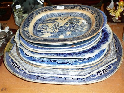 Lot 321 - Eleven various blue and white meat plates