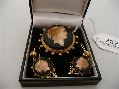 Lot 332 - A silver gilt mother-of-pearl backed portrait brooch and drop earring set