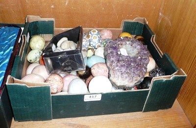 Lot 417 - A geode, tigers eye eggs, and a quantity of other eggs