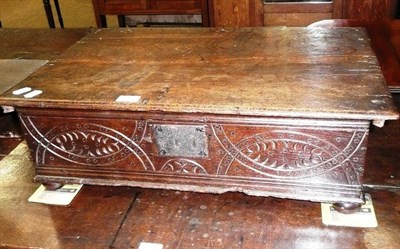 Lot 594 - An 18th century oak bible box