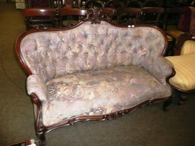 Lot 621 - Victorian mahogany-framed button back settee