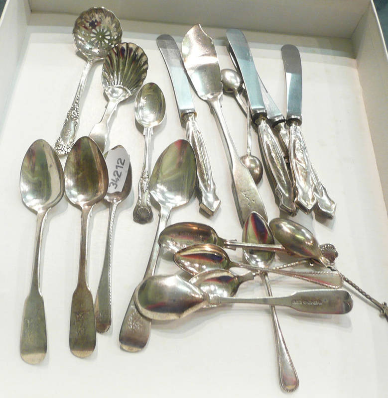 Lot 40 - Quantity of mixed silver flatware, 11oz (including a caddy spoon)