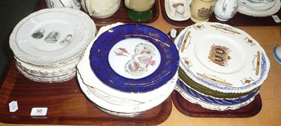 Lot 98 - A large quantity of commemorative plates