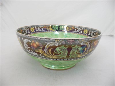 Lot 130 - A Maling lustre bowl
