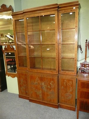 Lot 568 - 20th century Chinese four door breakfront bookcase