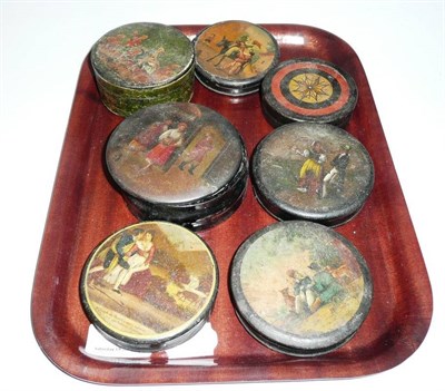 Lot 26 - A tray of 19th Century circular snuff boxes