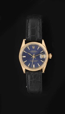 Lot 410 - An 18ct Gold Mid-Size Automatic Calendar Centre Seconds Wristwatch, signed Rolex, Oyster Perpetual