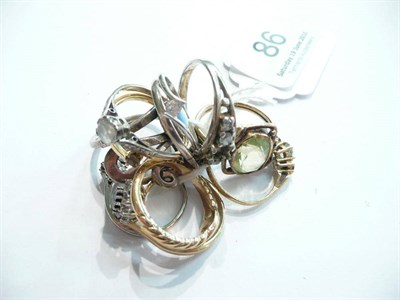 Lot 86 - Eleven gold and silver finger rings
