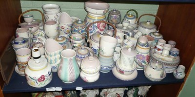 Lot 270 - A shelf of assorted Poole pottery