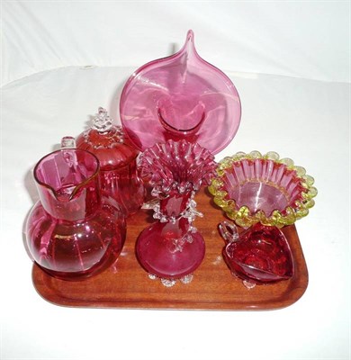 Lot 293 - Tray of cranberry glass including Jack in the Pulpit vase