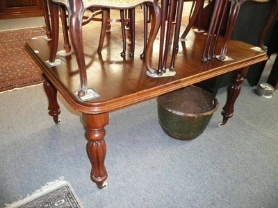 Lot 579 - Victorian wind out Dining Table + 1 leaf + winder.