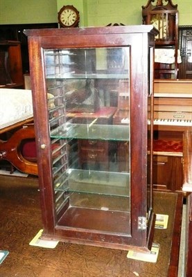 Lot 645 - Small shop display cabinet