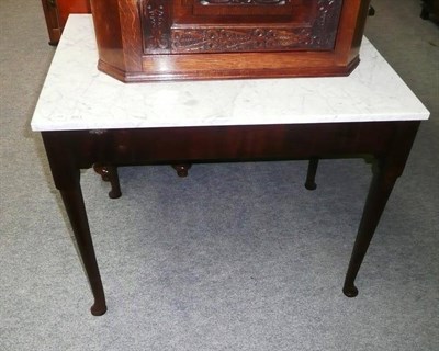 Lot 651 - Georgian marble-top table