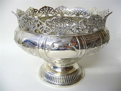 Lot 471 - A Victorian Pedestal Bowl, London 1900, of ogee shape, the everted rim cast and pierced with linked