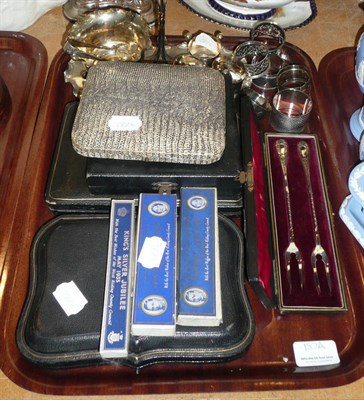 Lot 157A - Quantity of plated and silver flatware, napkin rings, etc