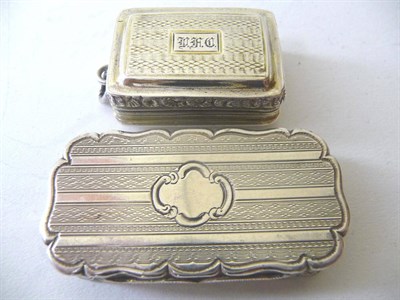 Lot 527 - A Victorian Vinaigrette, Edward Smith, Birmingham 1849, of bracketed rectangular form, engine...