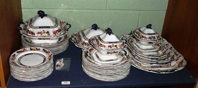 Lot 419 - A Coronaware "Nancy" dinner service