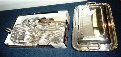 Lot 538 - Silver plated tureen and cover and a quantity of silver plate