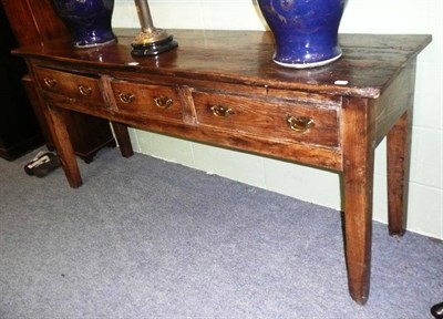 Lot 593 - Three drawer low dresser