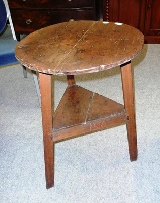 Lot 652 - 19th century pine cricket table