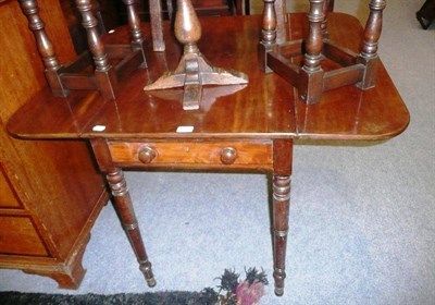 Lot 695 - Mahogany Pembroke table