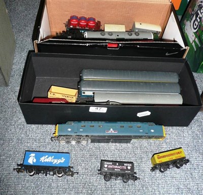 Lot 47 - A collection of '00' gauge trains