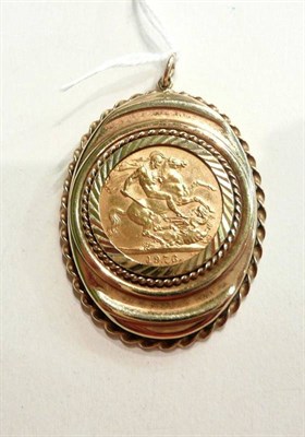 Lot 82 - A 1976 full sovereign loose mounted in a pendant frame