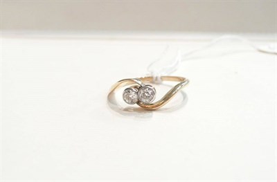 Lot 123 - A diamond two stone ring